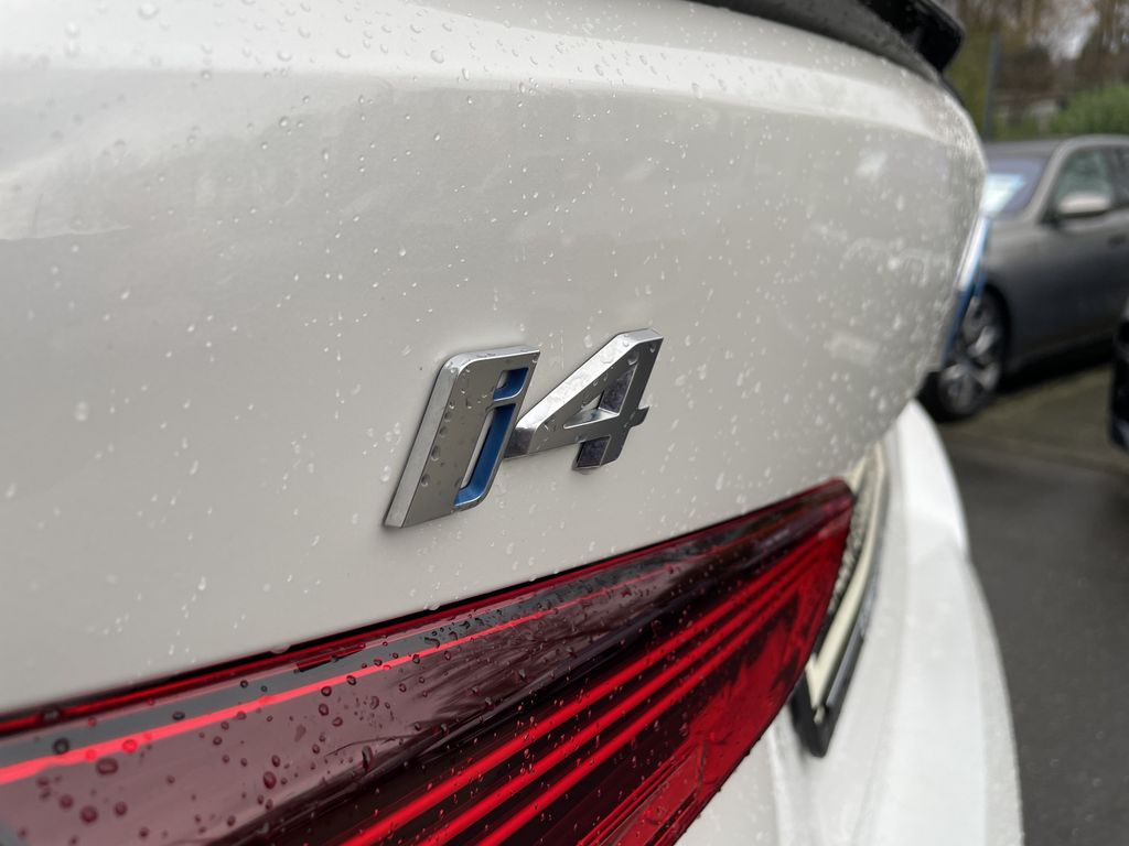 BMW i4 2024