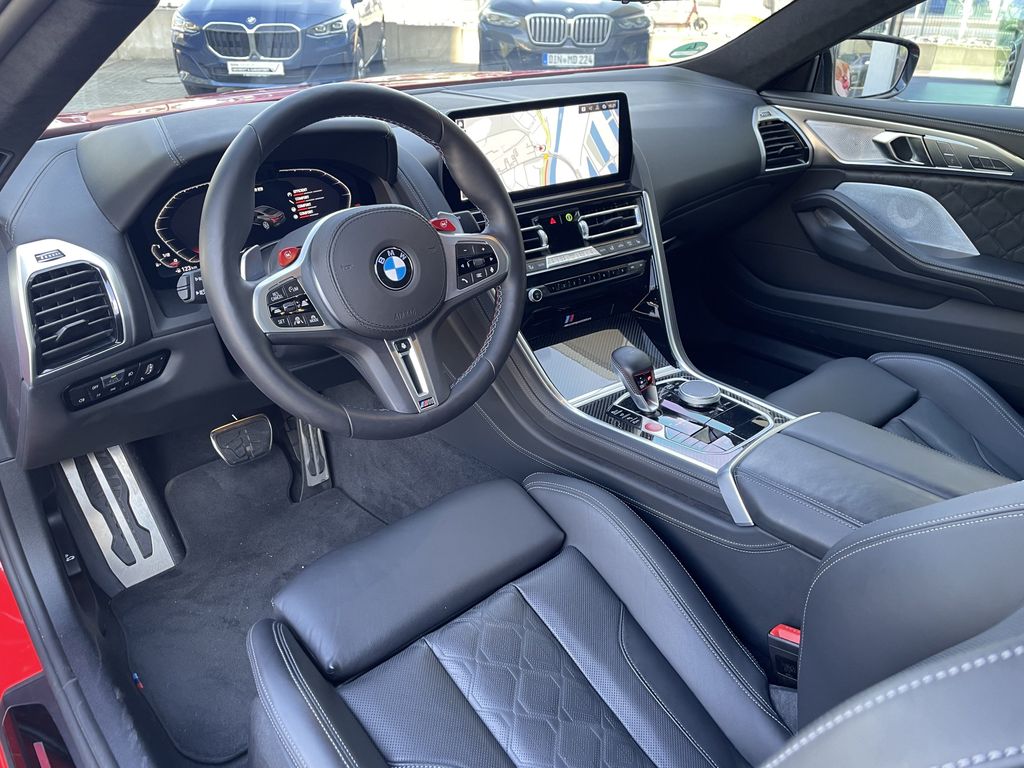 BMW M8 2025