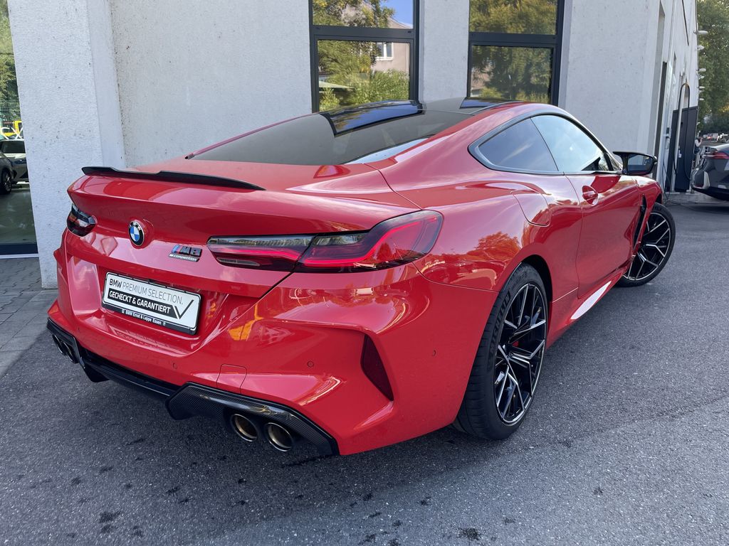 BMW M8 2025
