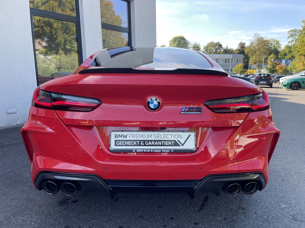 BMW M8 2025