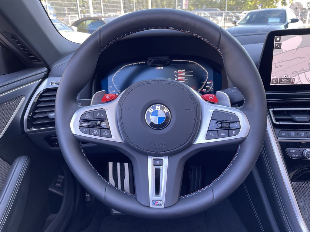 BMW M8 2025
