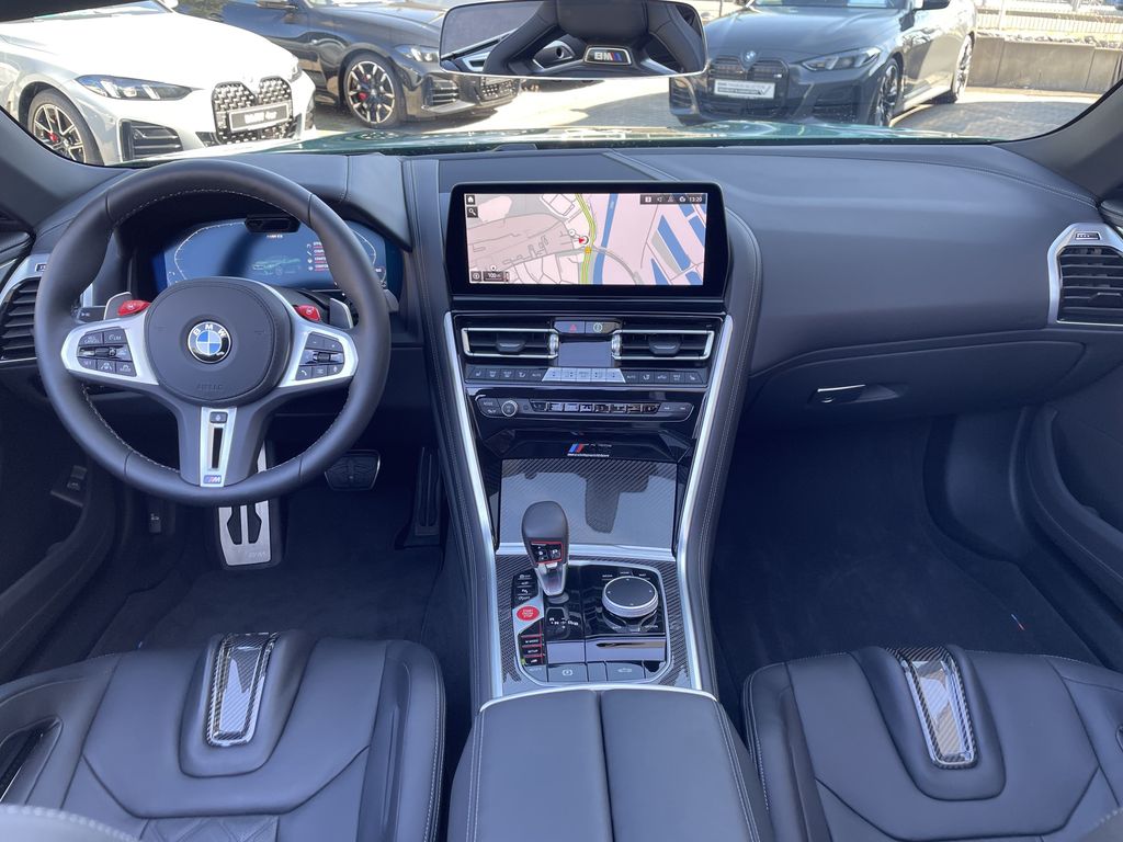 BMW M8 2025