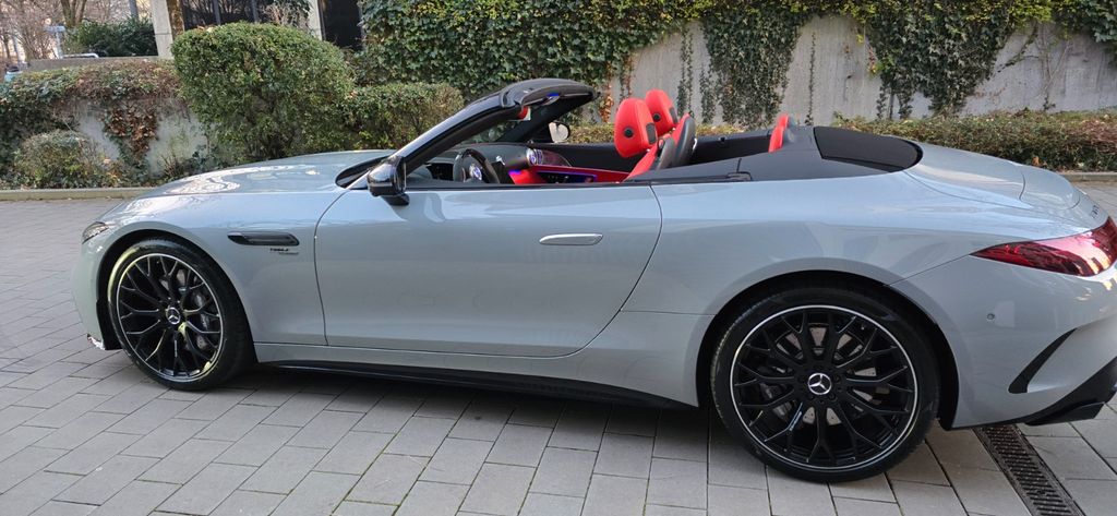 Mercedes-Benz SL 43 AMG 2024