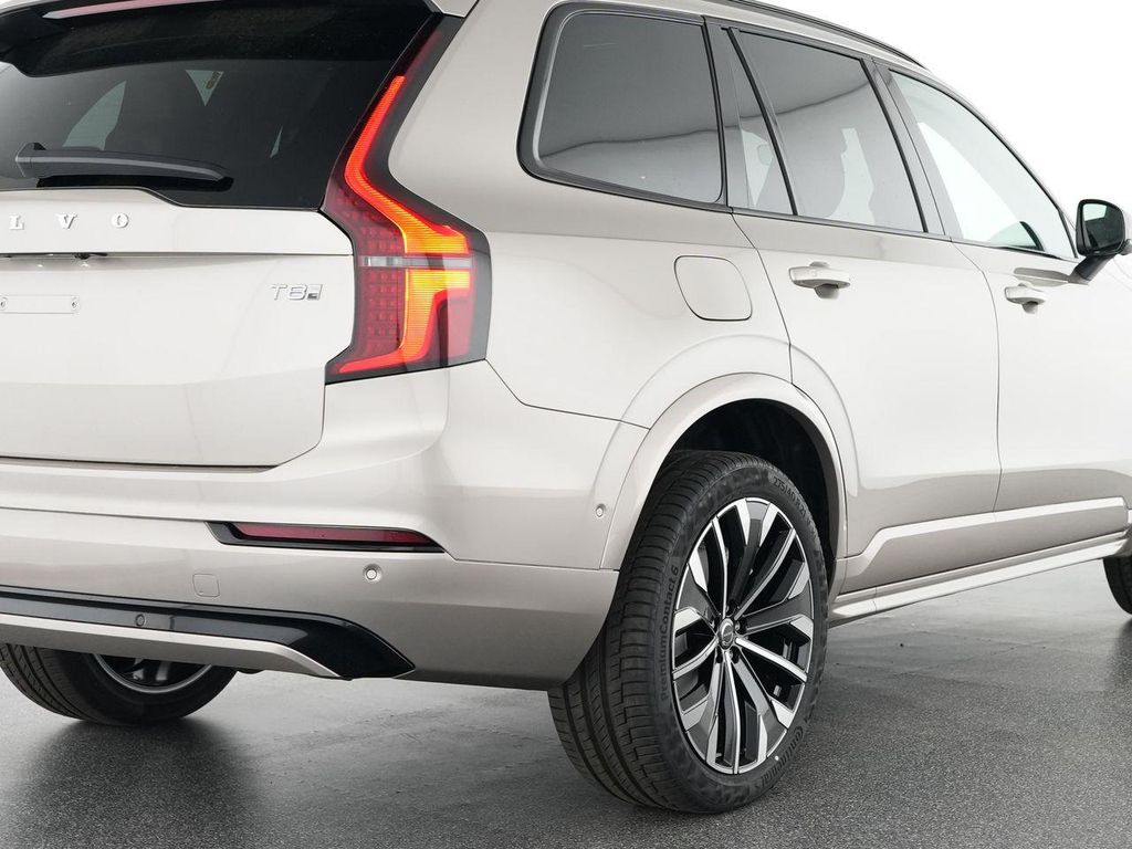Volvo XC90 2025