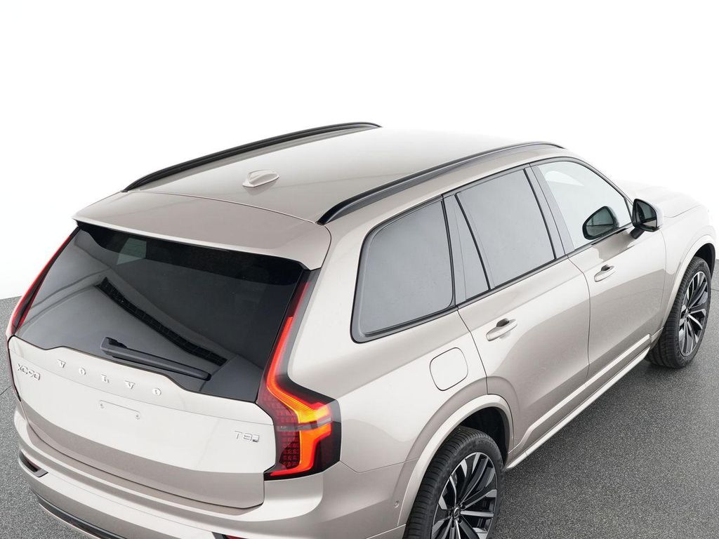 Volvo XC90 2025