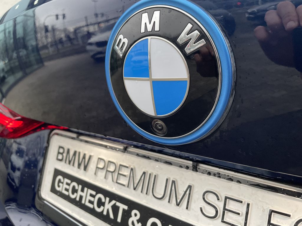 BMW i4 2025