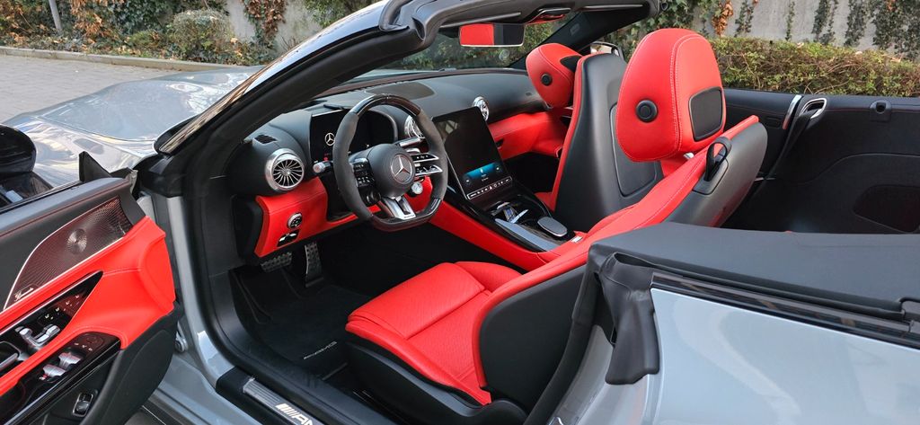 Mercedes-Benz SL 43 AMG 2024