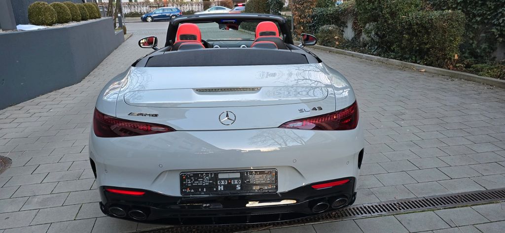 Mercedes-Benz SL 43 AMG 2024