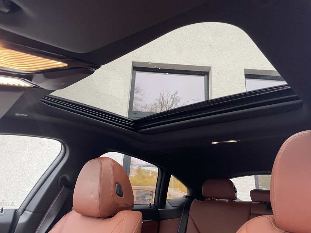 BMW i4 2025
