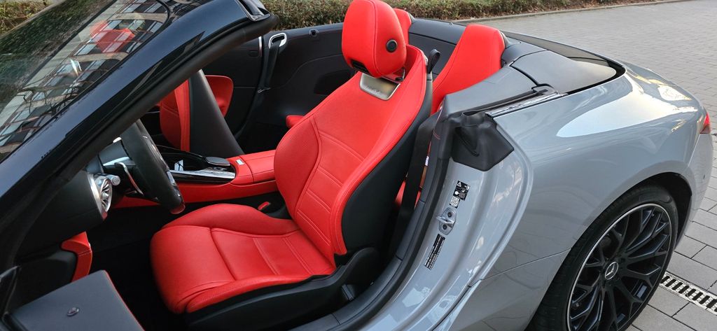 Mercedes-Benz SL 43 AMG 2024