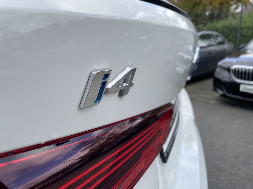 BMW i4 2024