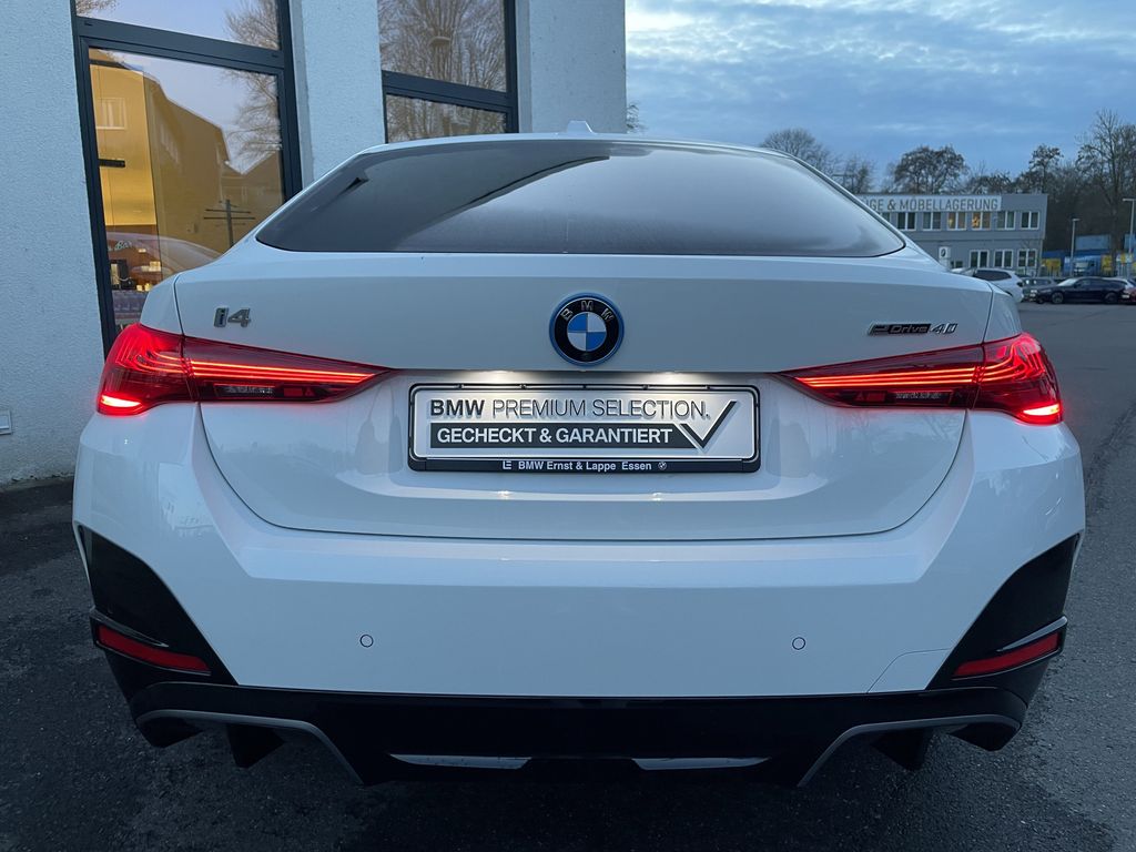 BMW i4 2025