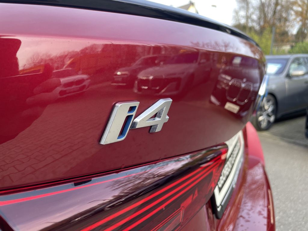BMW i4 2024