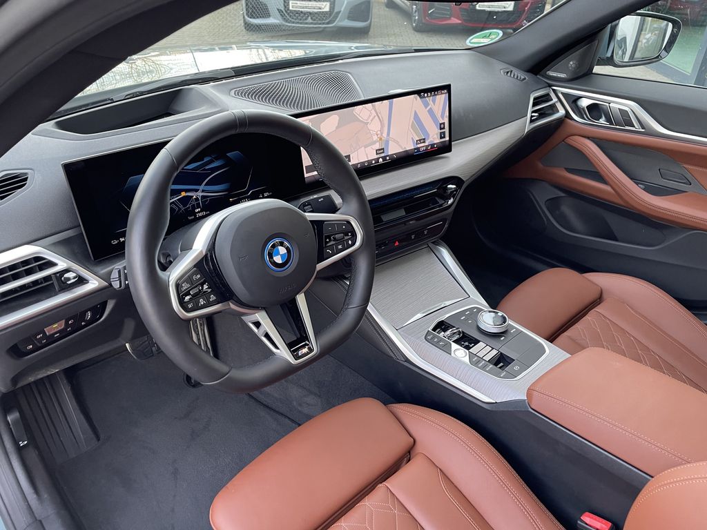 BMW i4 2025