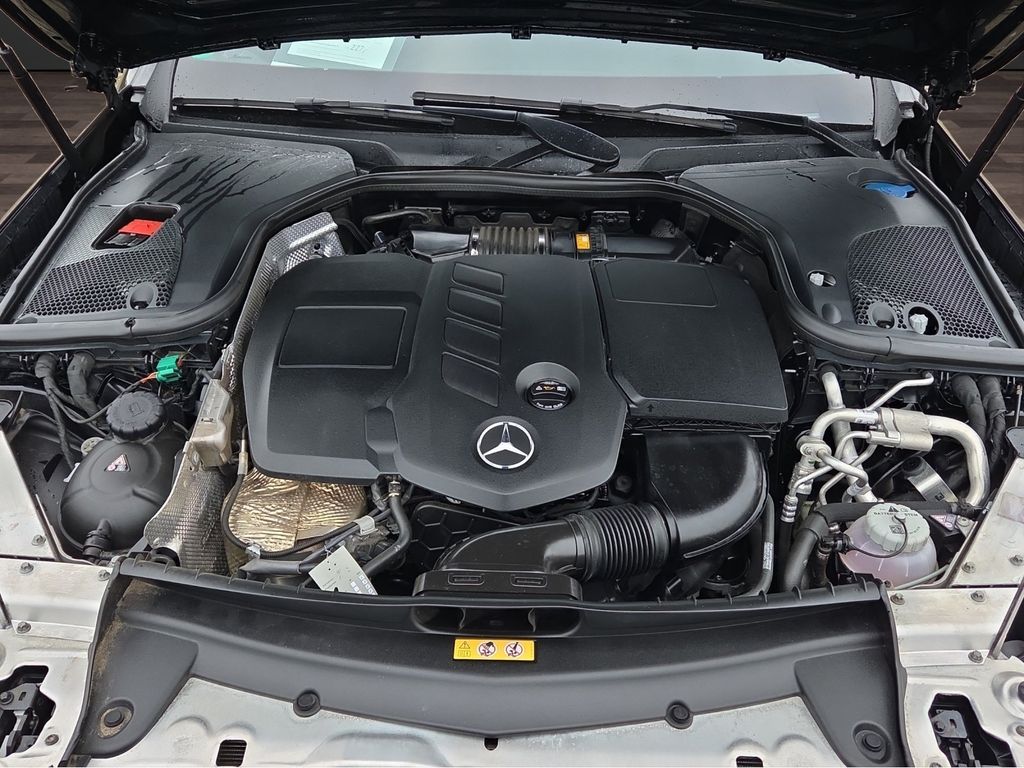 Mercedes-Benz E 300 2021