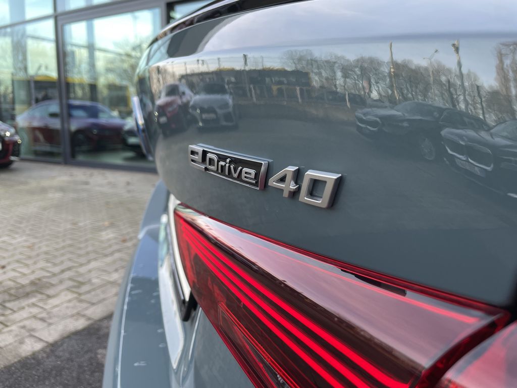 BMW i4 2025