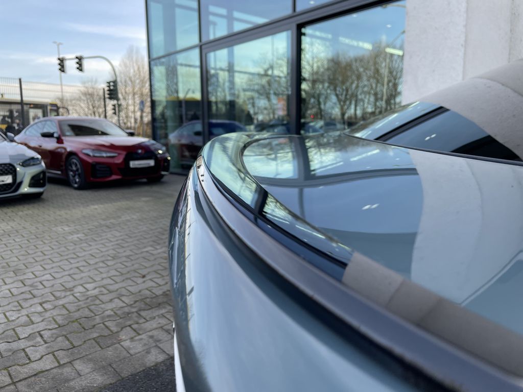 BMW i4 2025