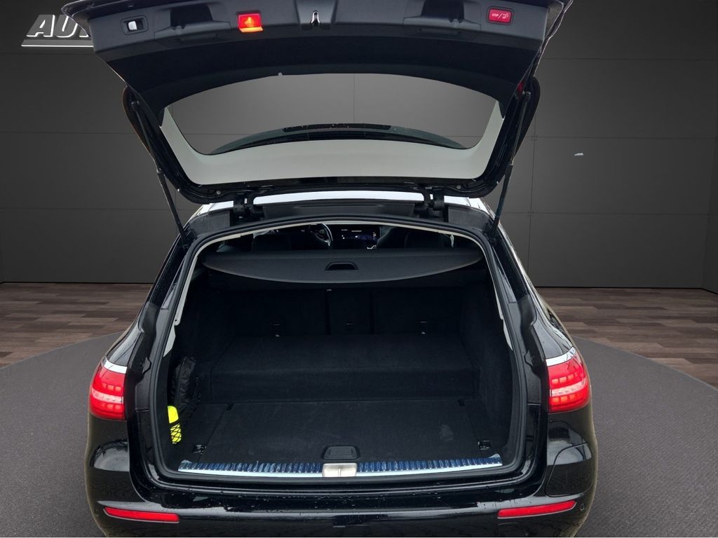 Mercedes-Benz E 300 2021