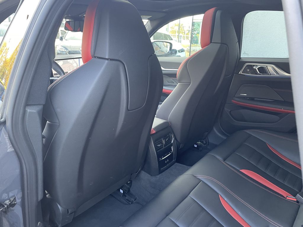 BMW i4 2025