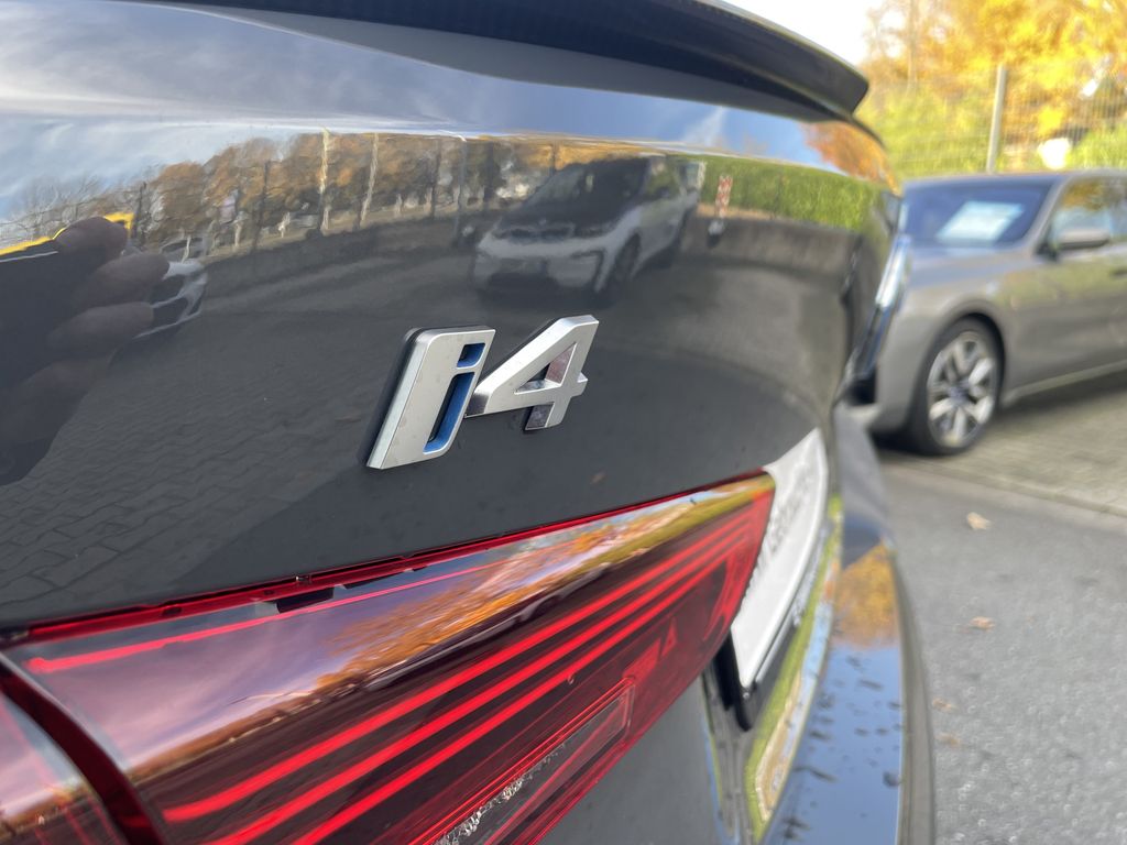 BMW i4 2025