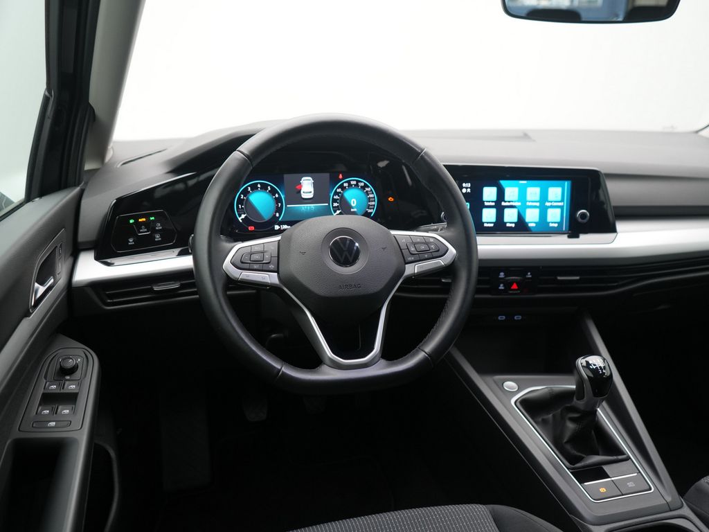 Volkswagen Golf 2021