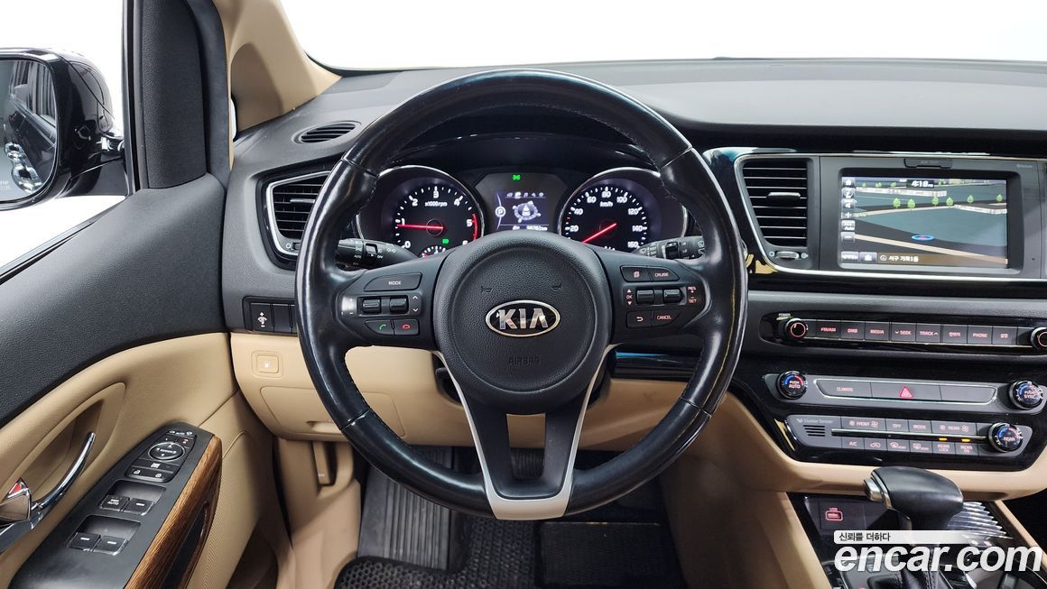Kia Canival 2017