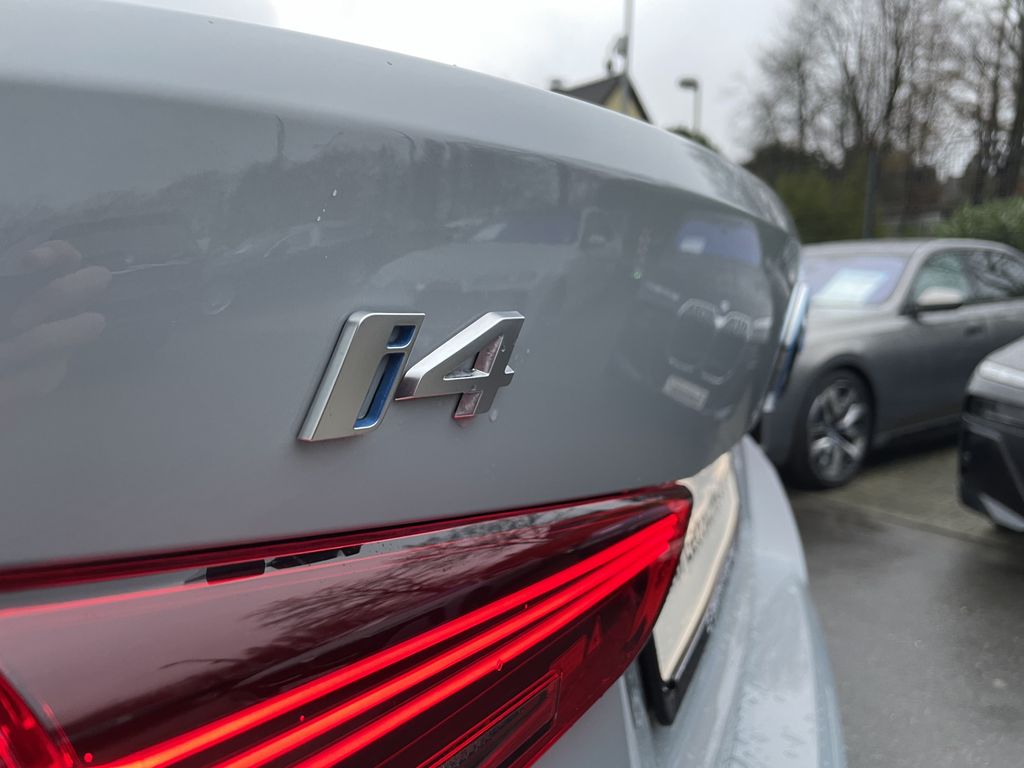 BMW i4 2024