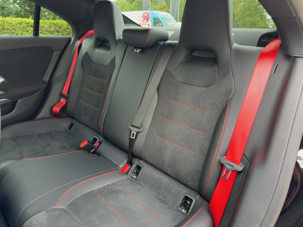 Mercedes-Benz CLA 35 AMG 2022