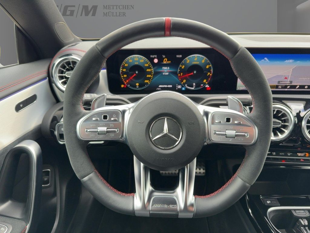 Mercedes-Benz CLA 35 AMG 2022