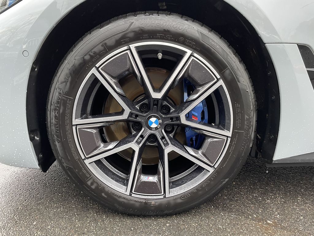 BMW i4 2024