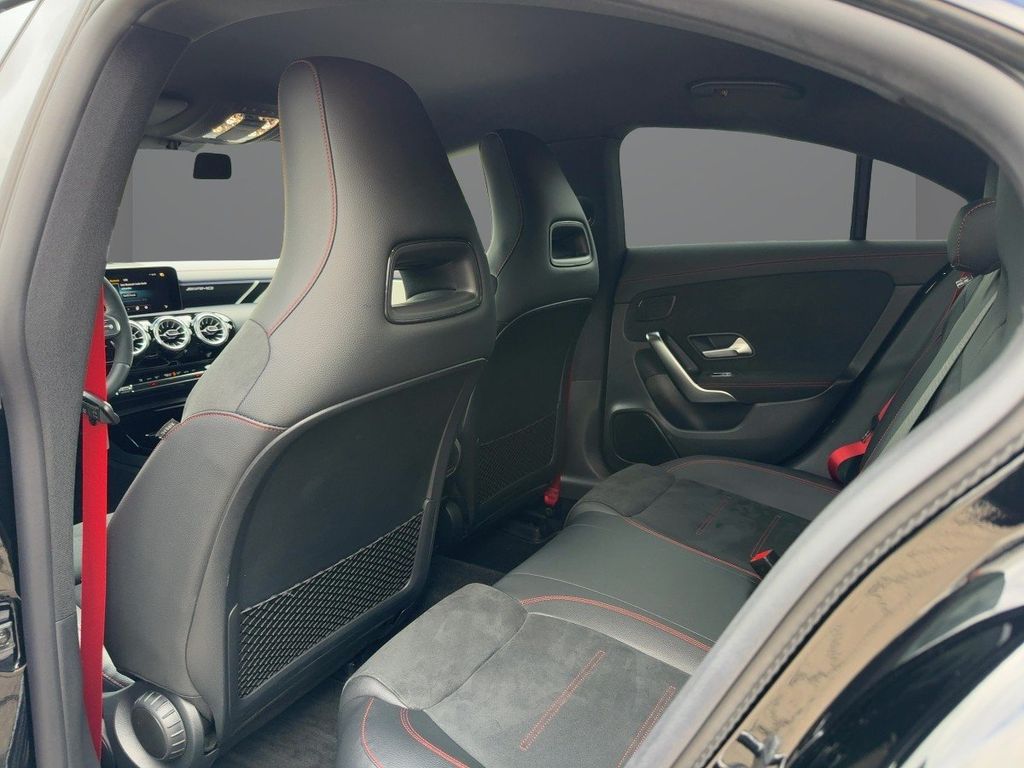 Mercedes-Benz CLA 35 AMG 2022