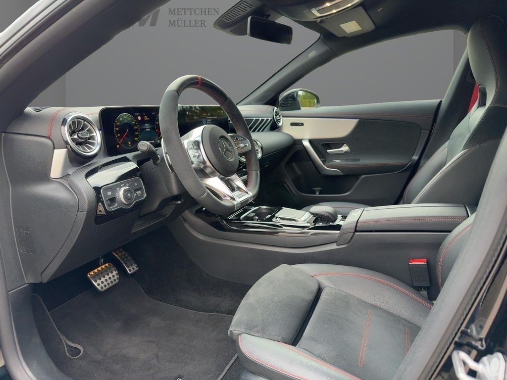 Mercedes-Benz CLA 35 AMG 2022