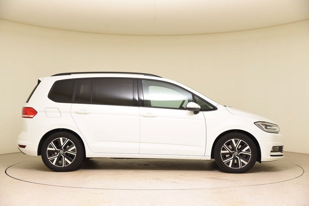 Volkswagen Touran 2024