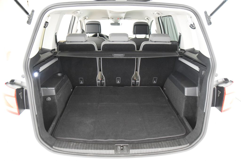 Volkswagen Touran 2024