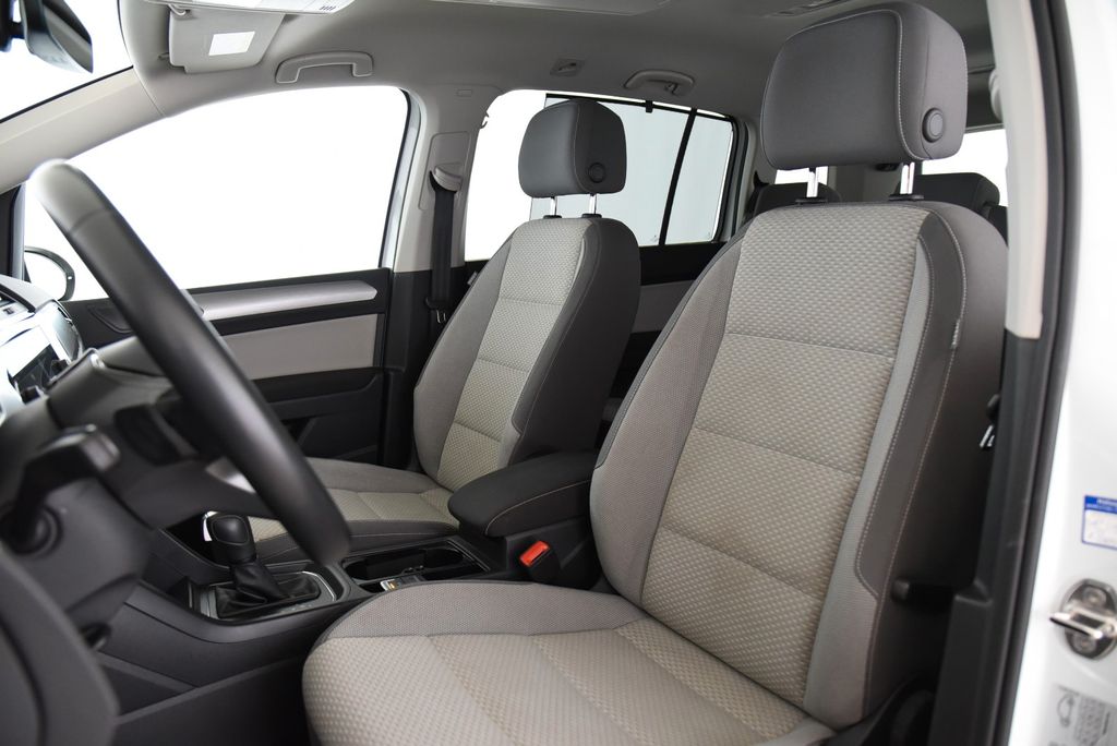 Volkswagen Touran 2024