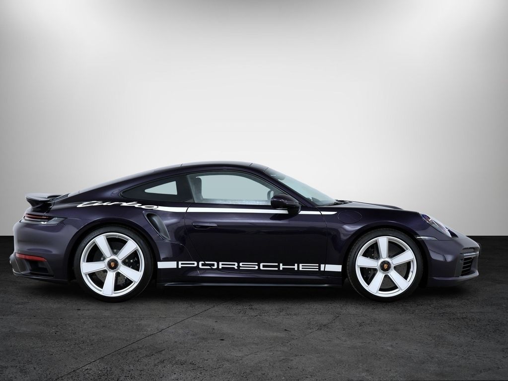 Porsche 992 2025