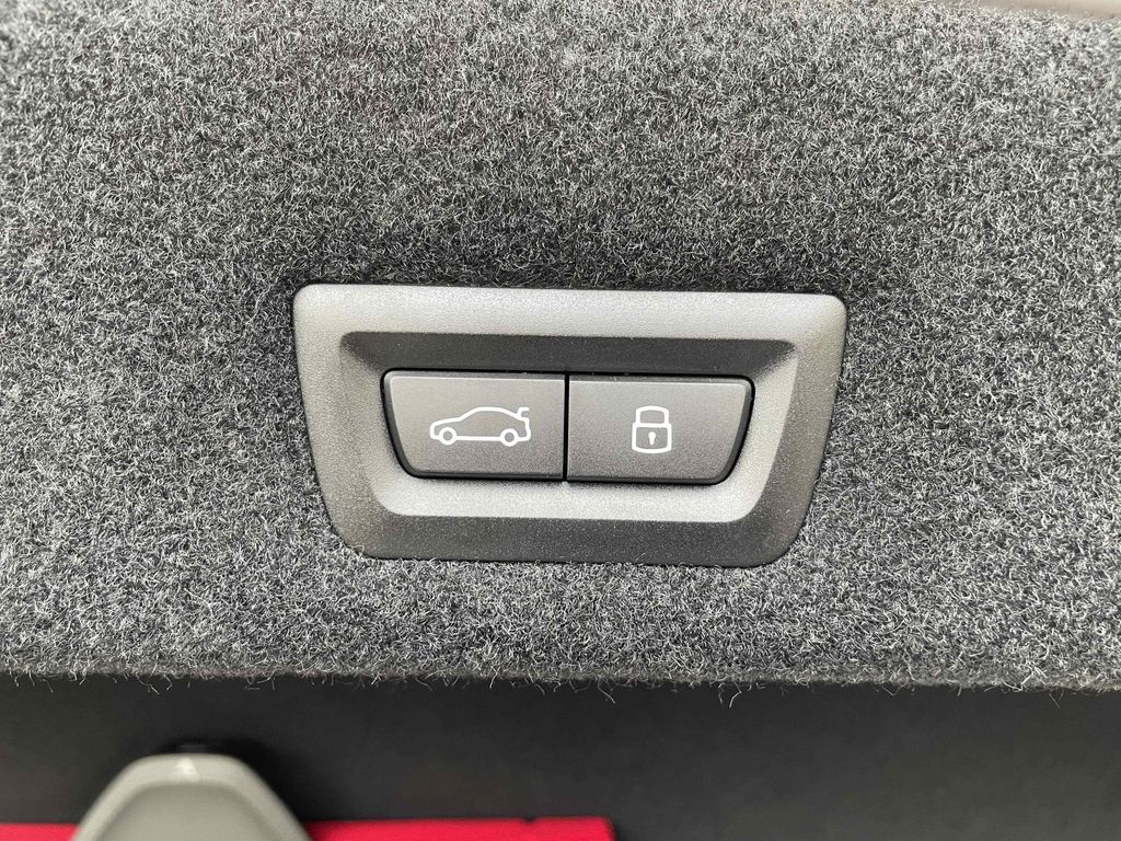 BMW i7 2024