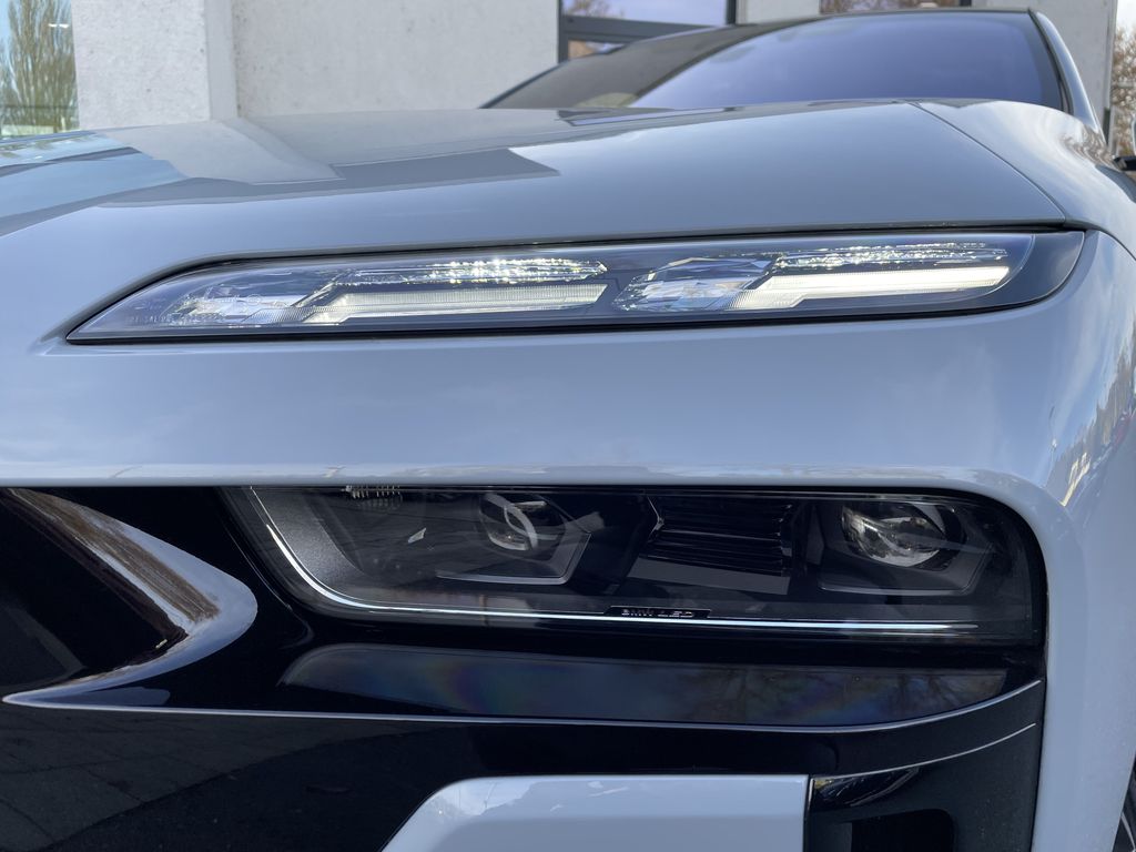 BMW i7 2024