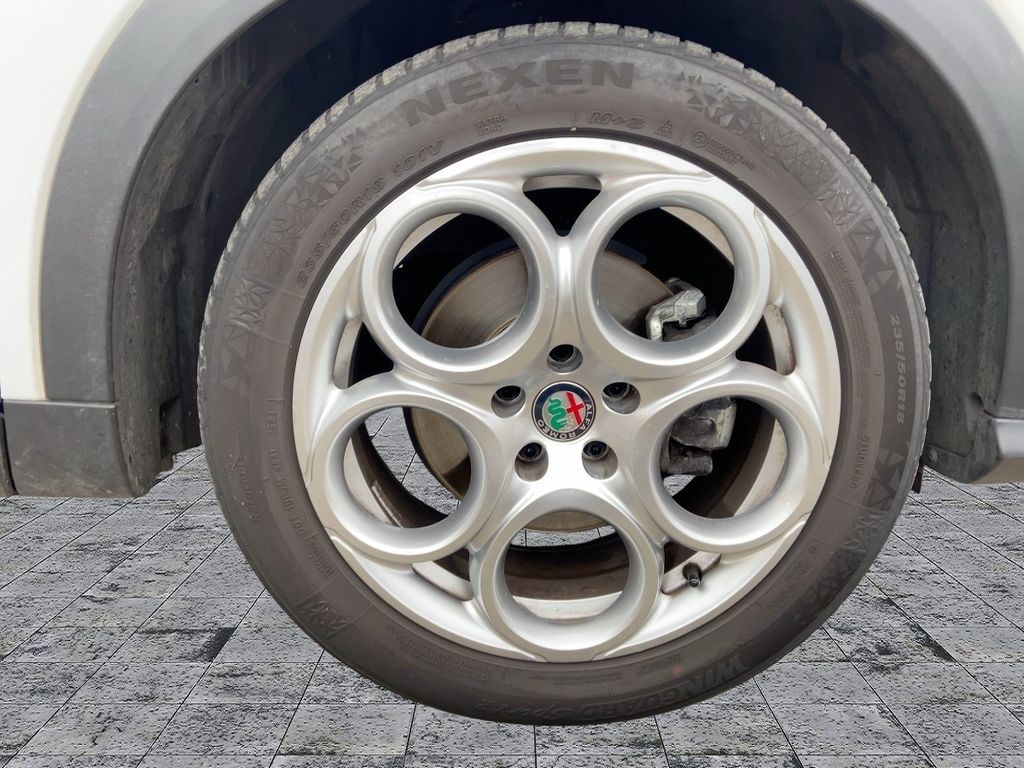 Alfa Romeo Tonale 2023