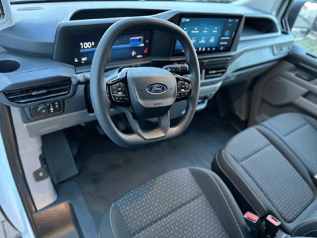 Ford Transit Custom 2025