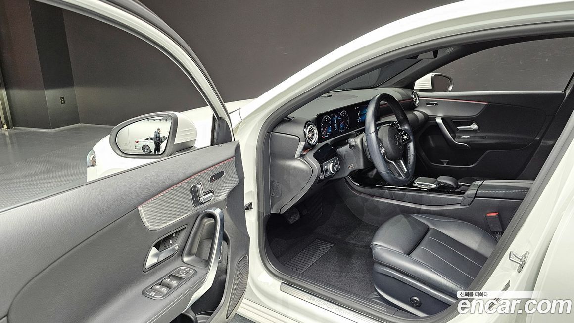 Mercedes-Benz A-Class 2021