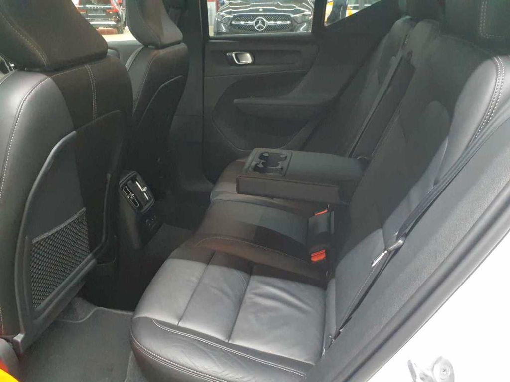 Volvo XC40 2021