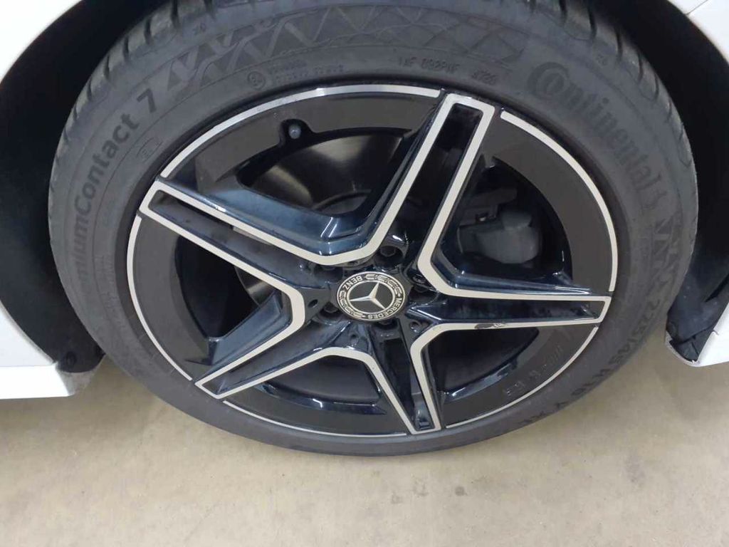 Mercedes-Benz A 220 2022