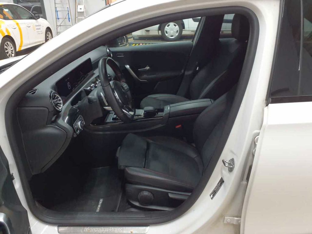 Mercedes-Benz A 220 2022