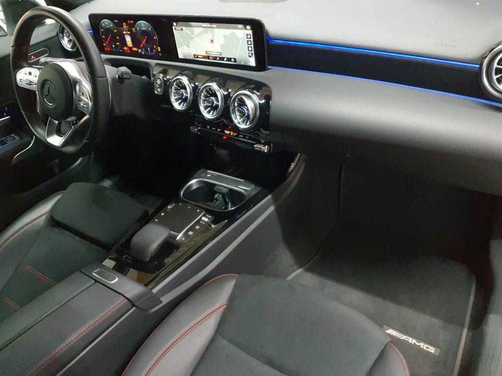 Mercedes-Benz A 220 2022