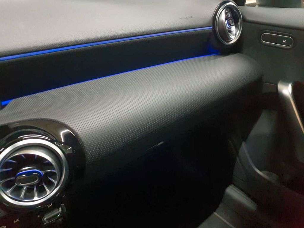 Mercedes-Benz A 220 2022