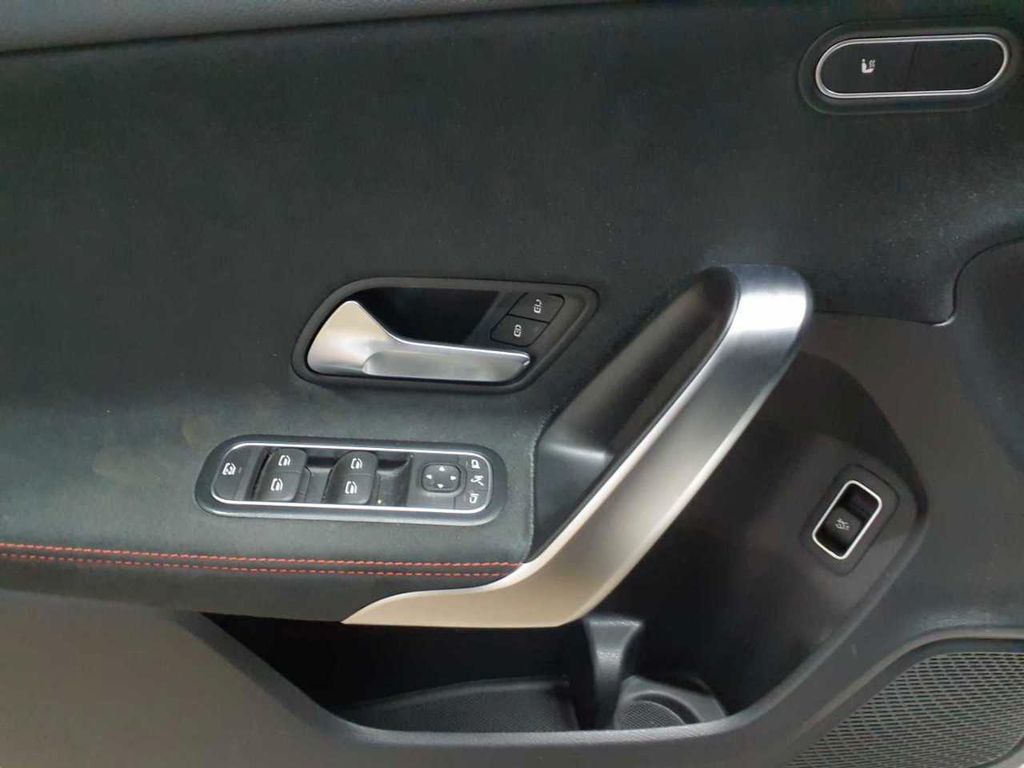Mercedes-Benz A 220 2022