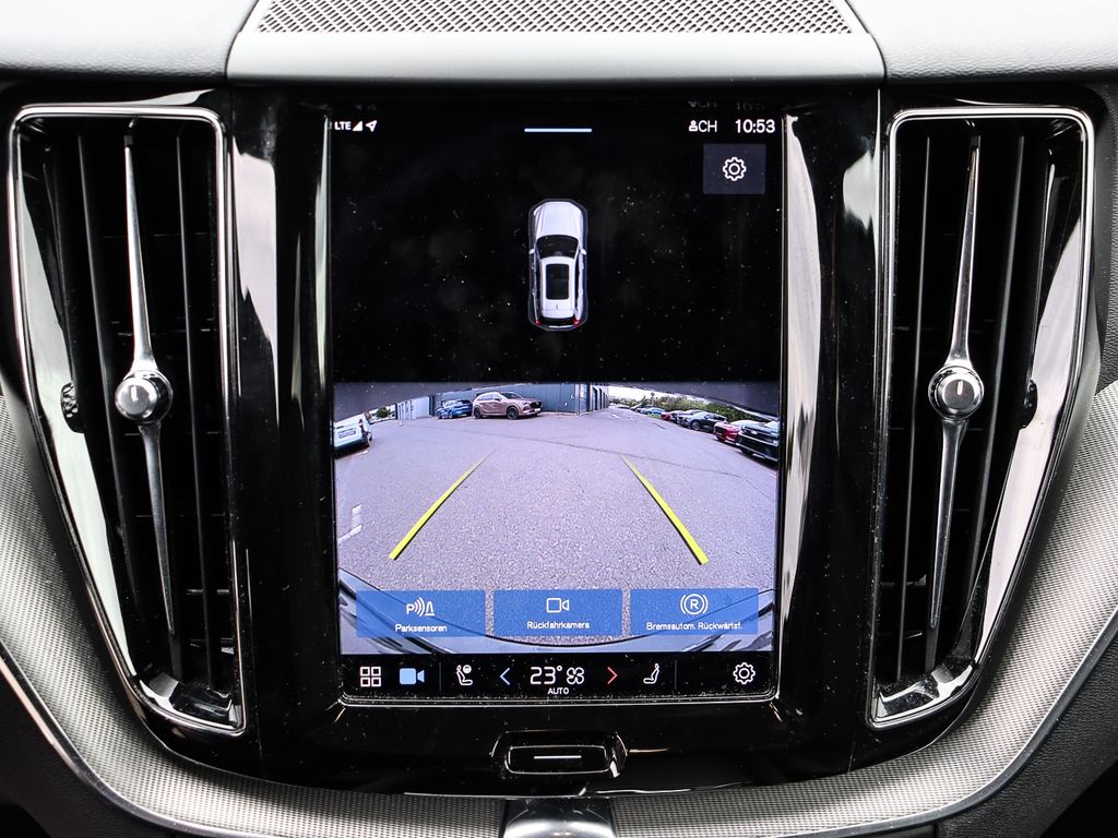 Volvo XC60 2022