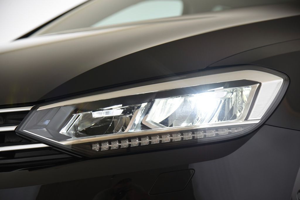 Volkswagen Touran 2024