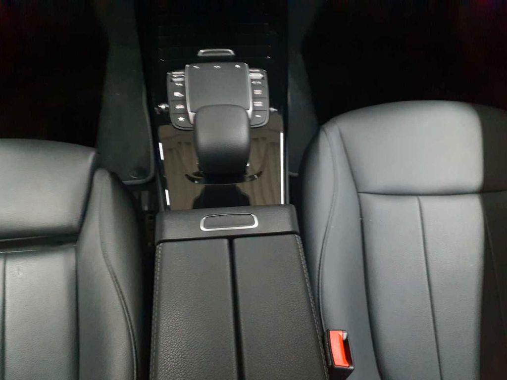 Mercedes-Benz A 250 2022